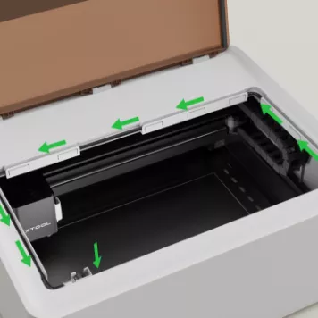 xTool Air Assist detail 9 - laserski gravirnik